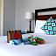 Hometel Suites
