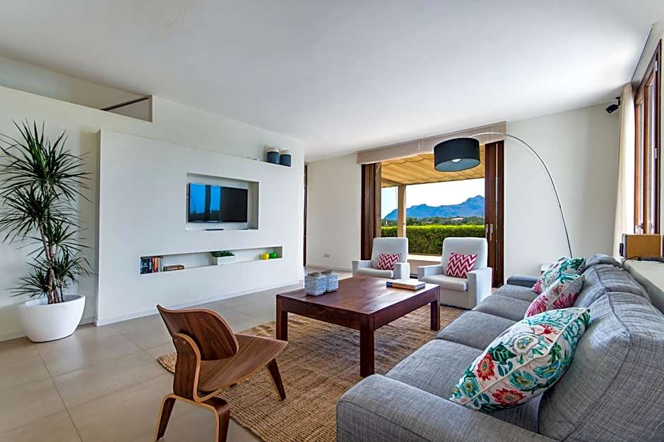 Villa Barcares Gran for 10, pool, gym and close to beach