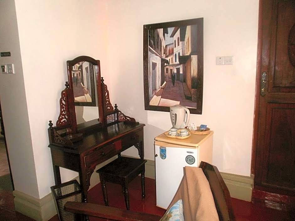 Asmini Palace Hotel