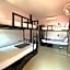 Social Quarters Blanco - Youth Hostel 18 to 35 Only