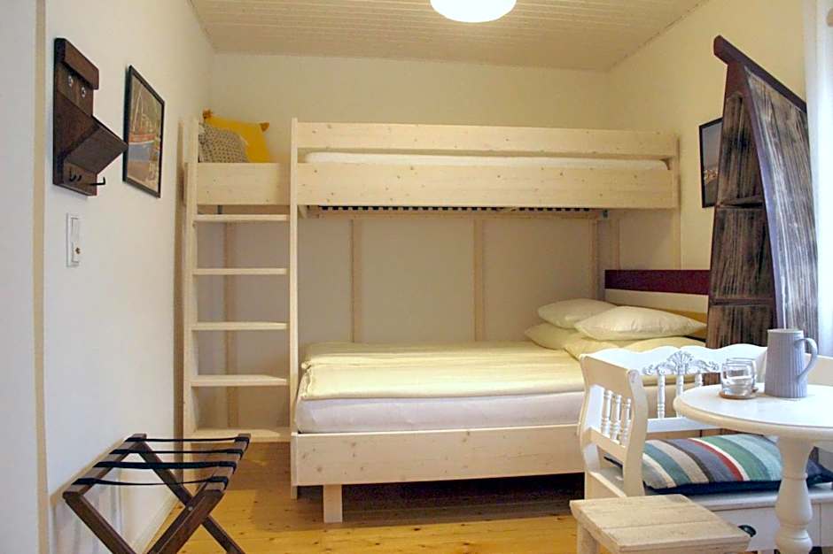 Wanderlust Boutique Rooms