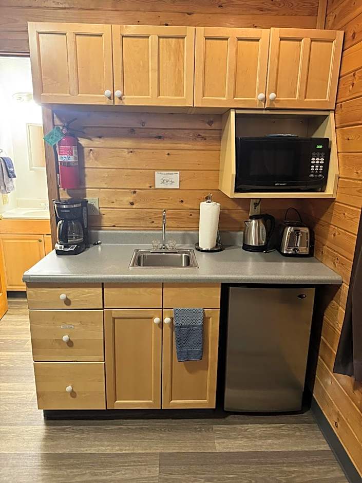 Susitna River Lodging, Suites
