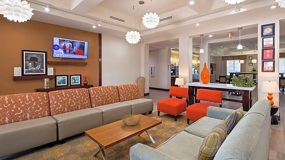 Best Western Plus Spring Inn & Suites