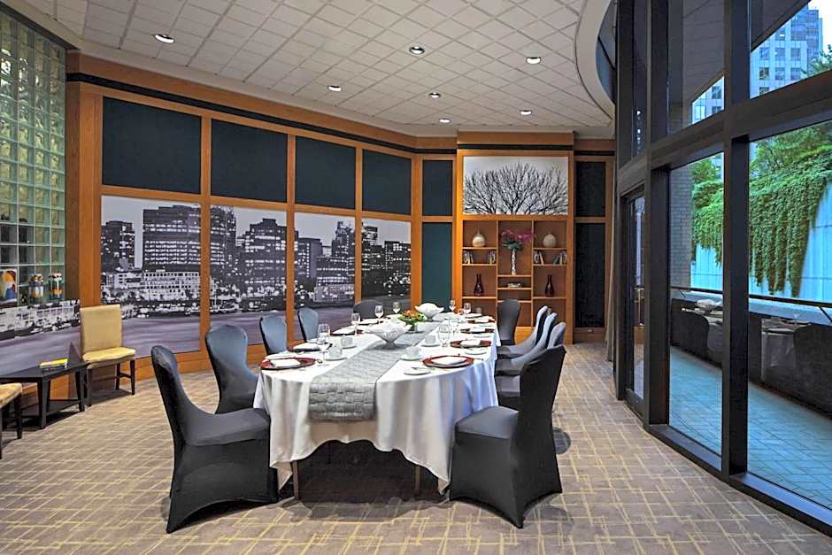 Metropolitan Hotel Vancouver by Marriott