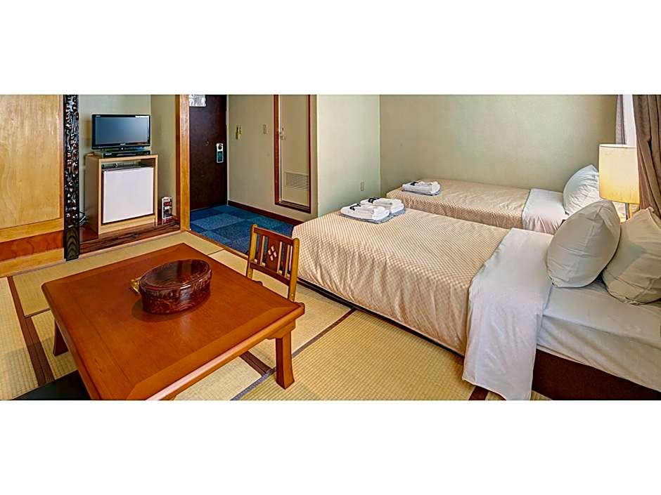 Okinawa Sunplaza Hotel