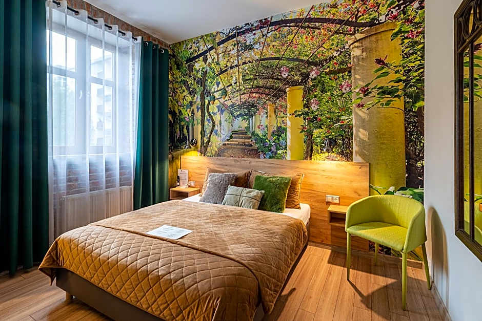 Art & Garden Residence