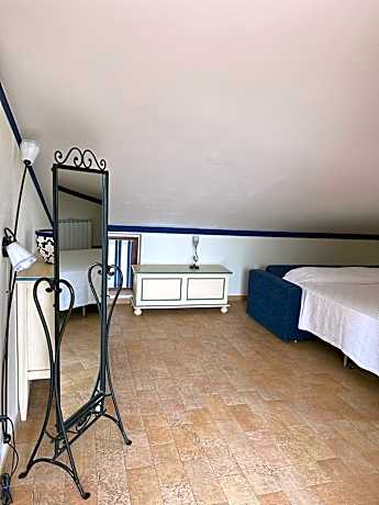 Studio with Balcony and Sea View