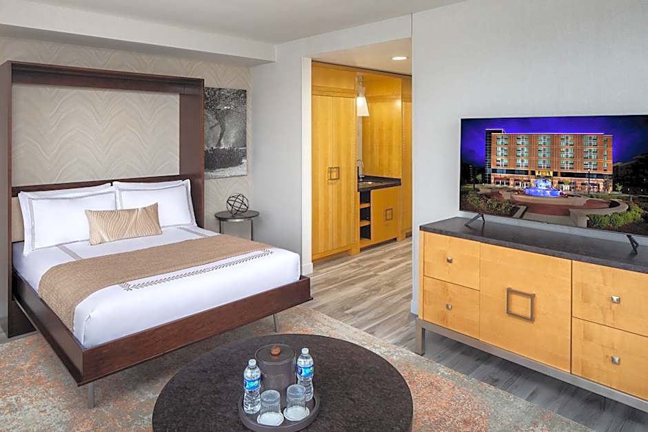 The Hotel At Arundel Preserve