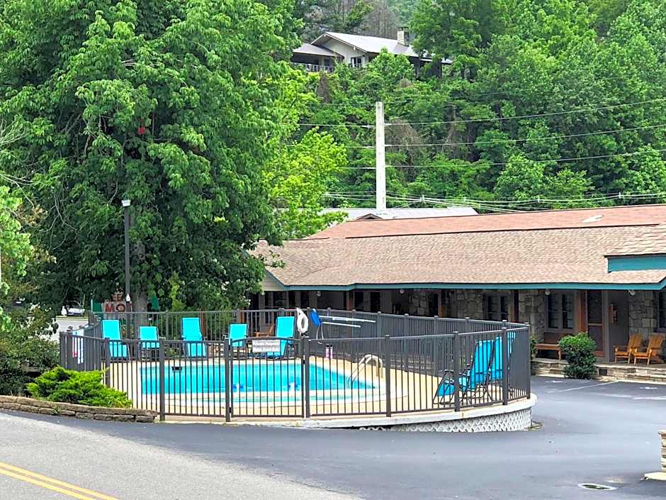 Marshall's Creek Rest Motel