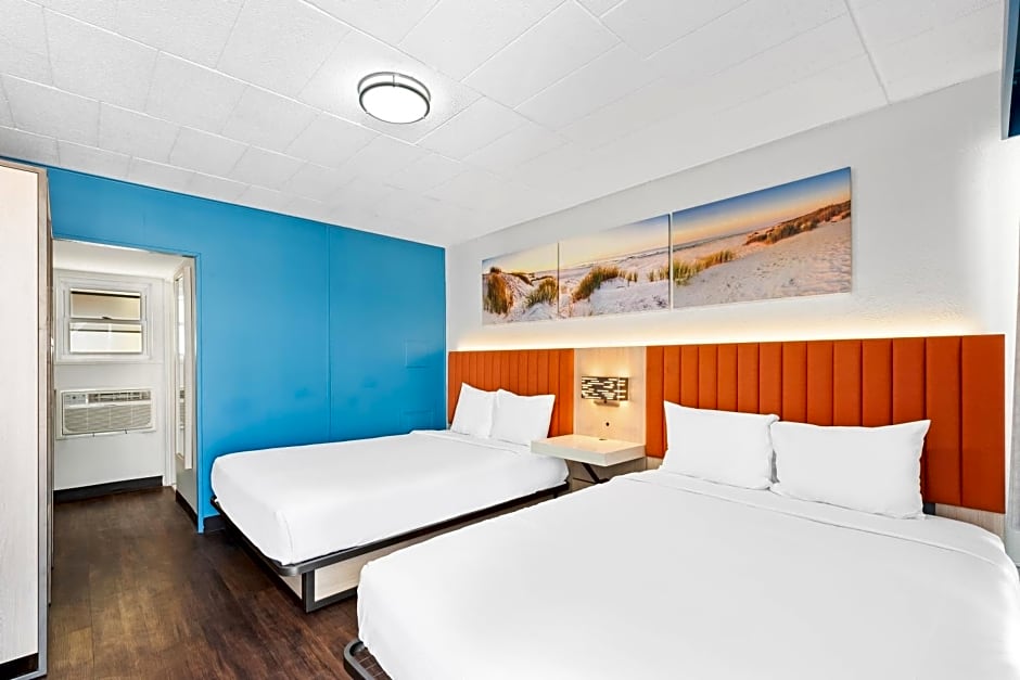 Tropicana Motel