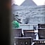 Egypt pyramids inn