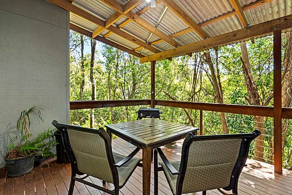 Hunchy Hideaway
