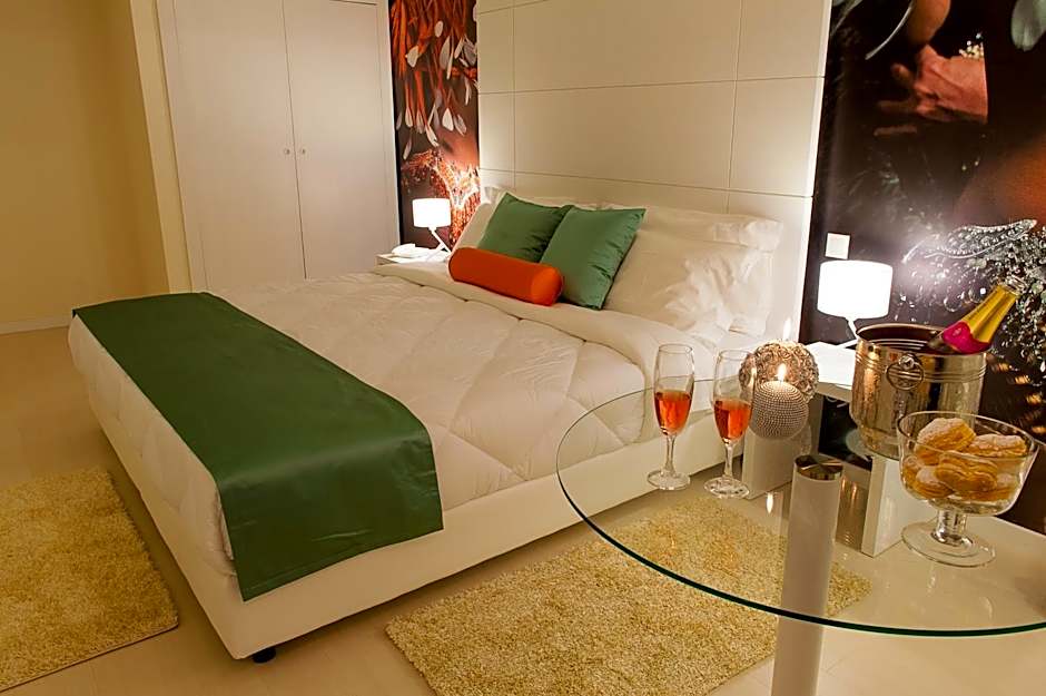 Vinyl M Hotel - Adults Only