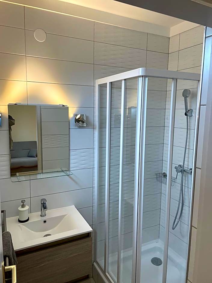 Pingvin Cukrászda Apartman felső szint