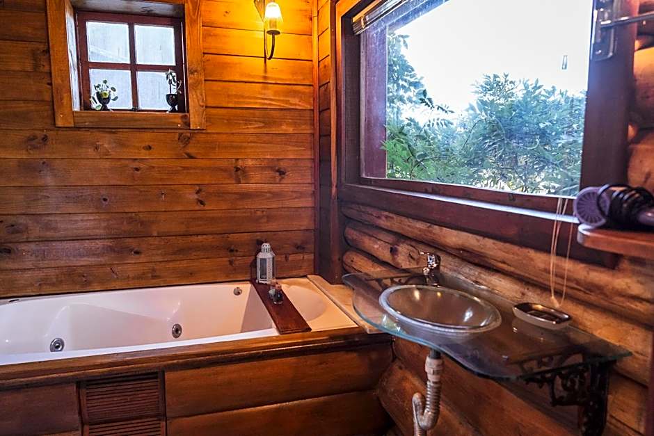 Casa no Campo, aconchego com lareira e banheira em quase todas Cabanas!