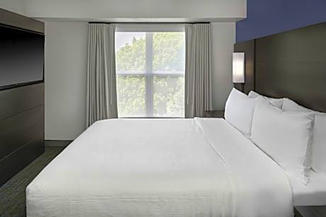 Two-Bedroom Queen Suite with Sofa Bed