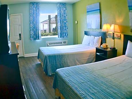 Standard Double Room with Patio - Gulf Side