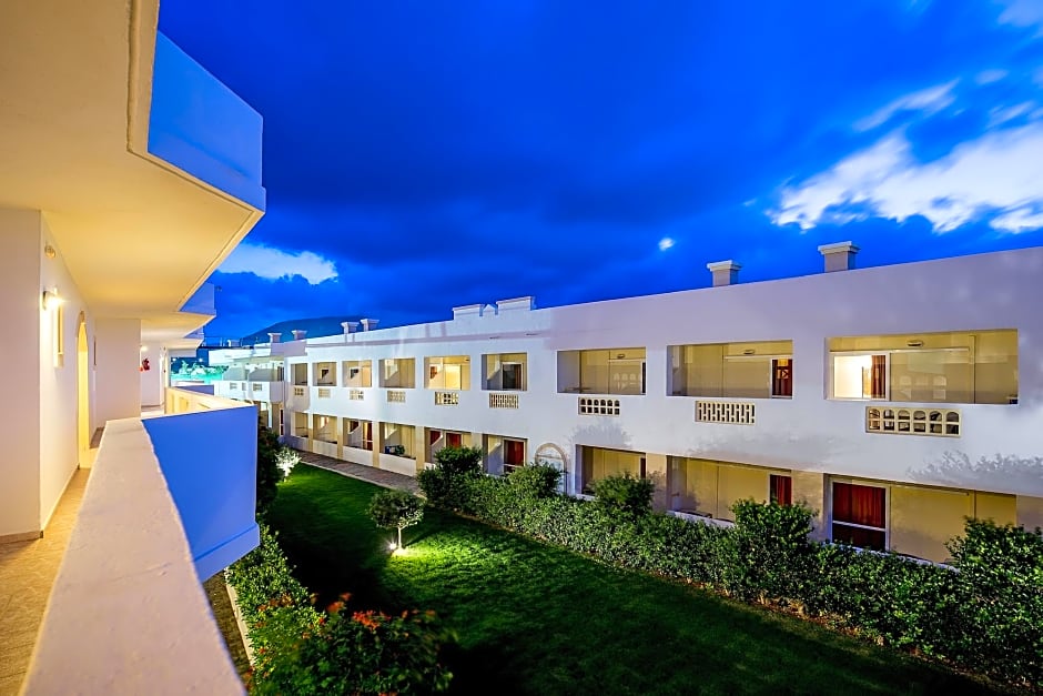 SENSEANA Sea Side Resort & Aquadventure