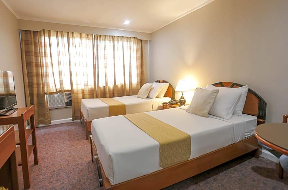 Holiday Plaza Hotel Cebu