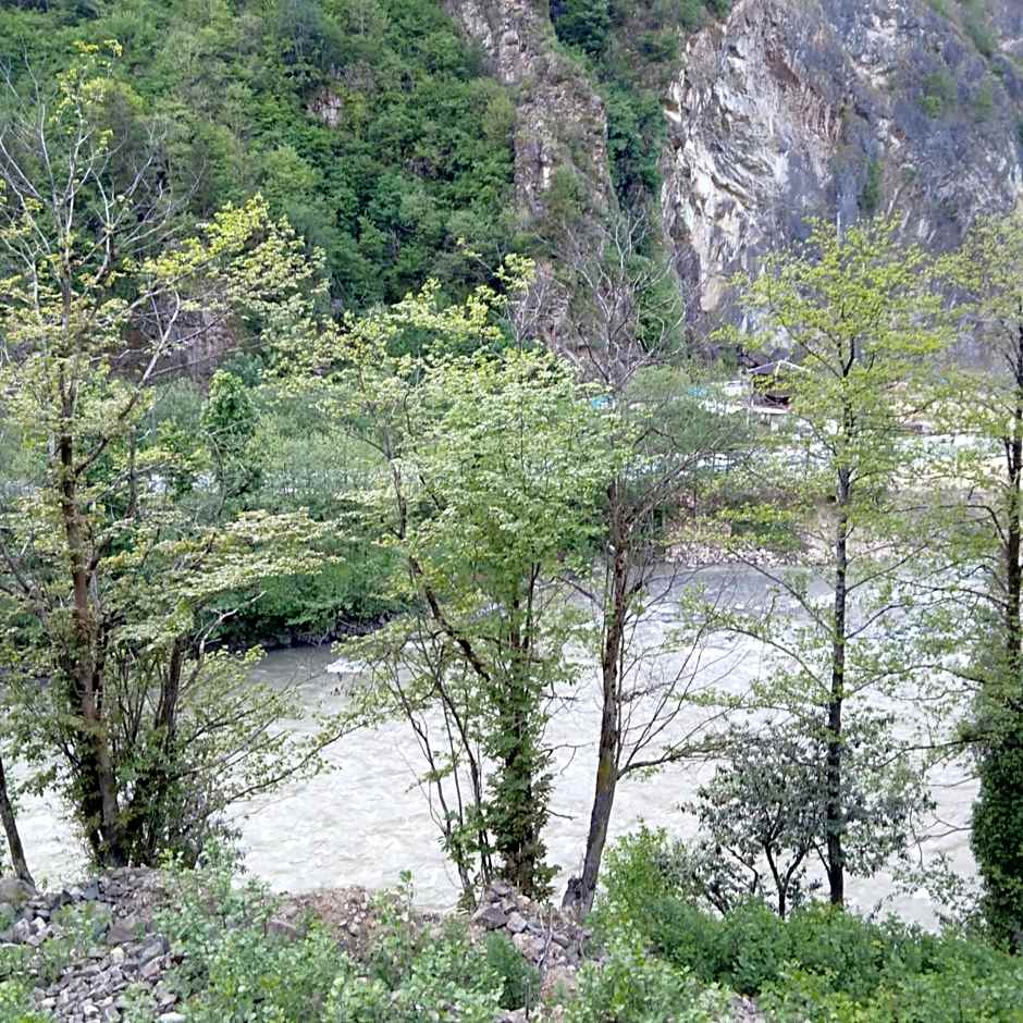 Zisto Apart Otel & Bungalows