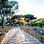 Le Hameau des Pesquiers Ecolodge, Curio Collection by Hilton