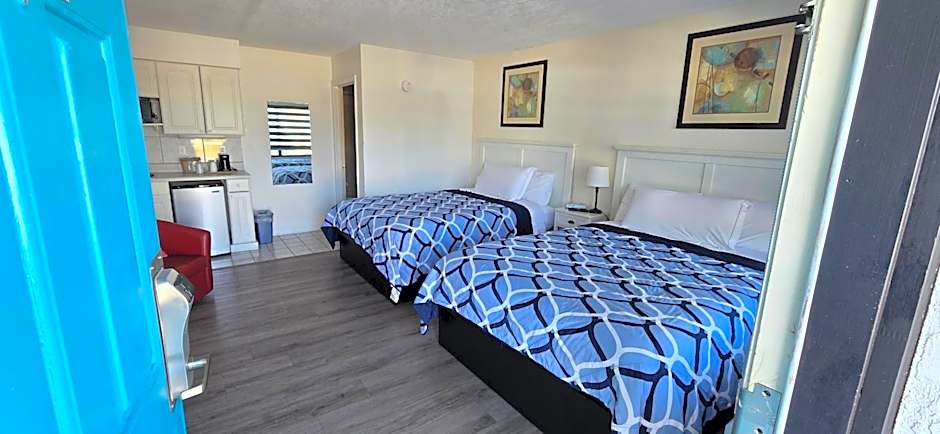 Merida Inn & Suites