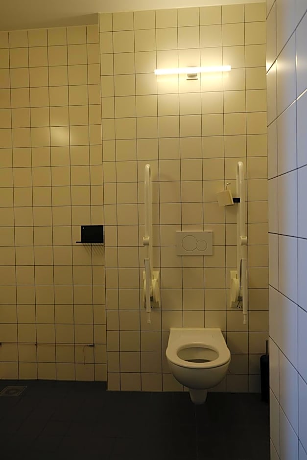 Hostel & Bar De Basis