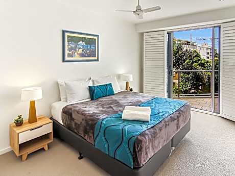 1 Bedroom Ocean View Apartment