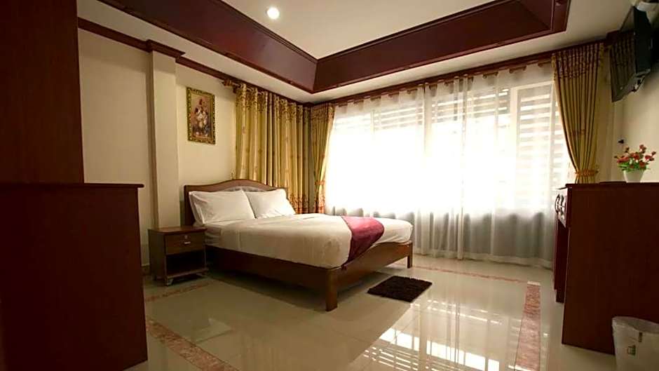 Bluebird Inn Pattaya