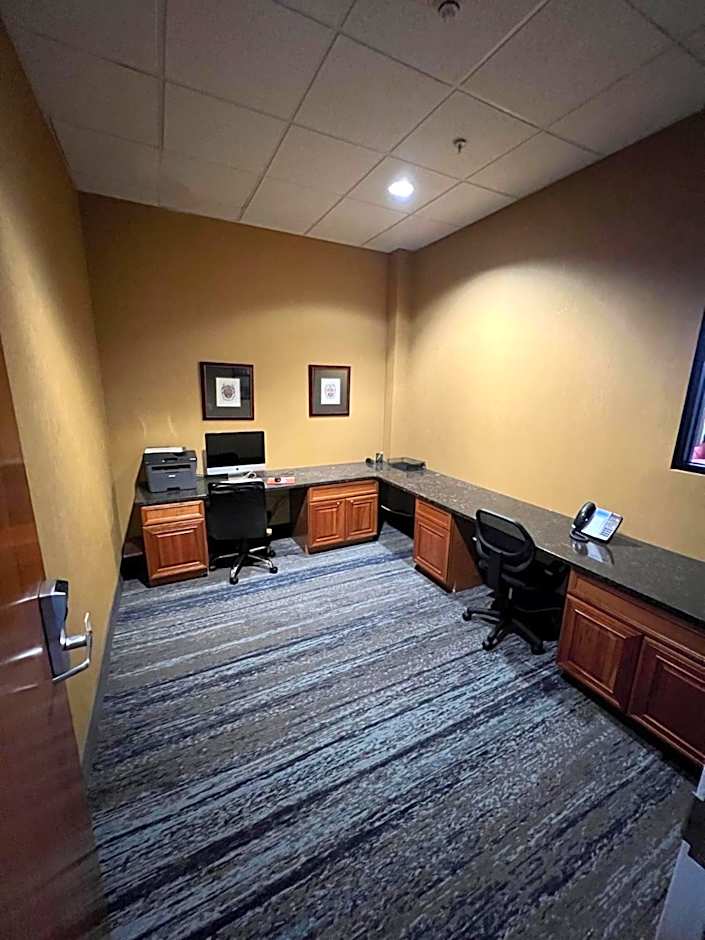 Holiday Inn Express Harrisburg West By IHG