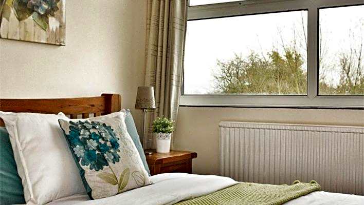 The Crystal Lodge Hotel