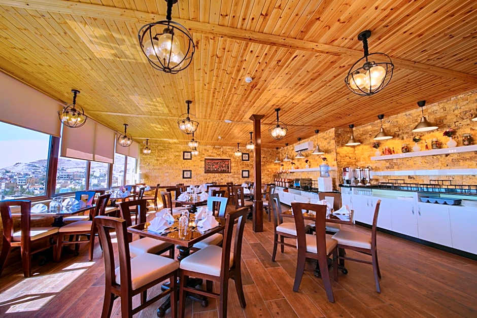 Town Season Hotel