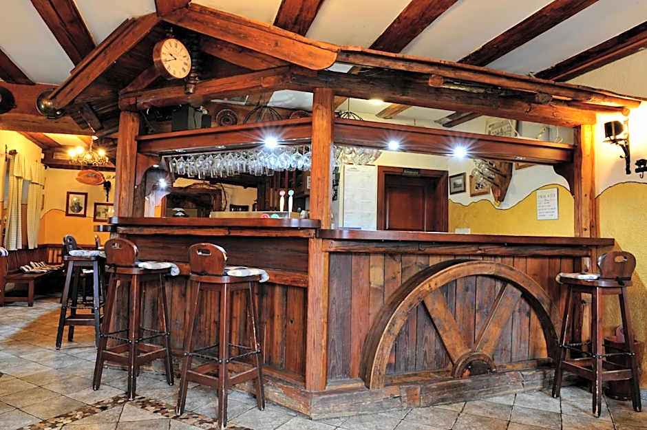 Gostilna in Prenočišča Brančurnik