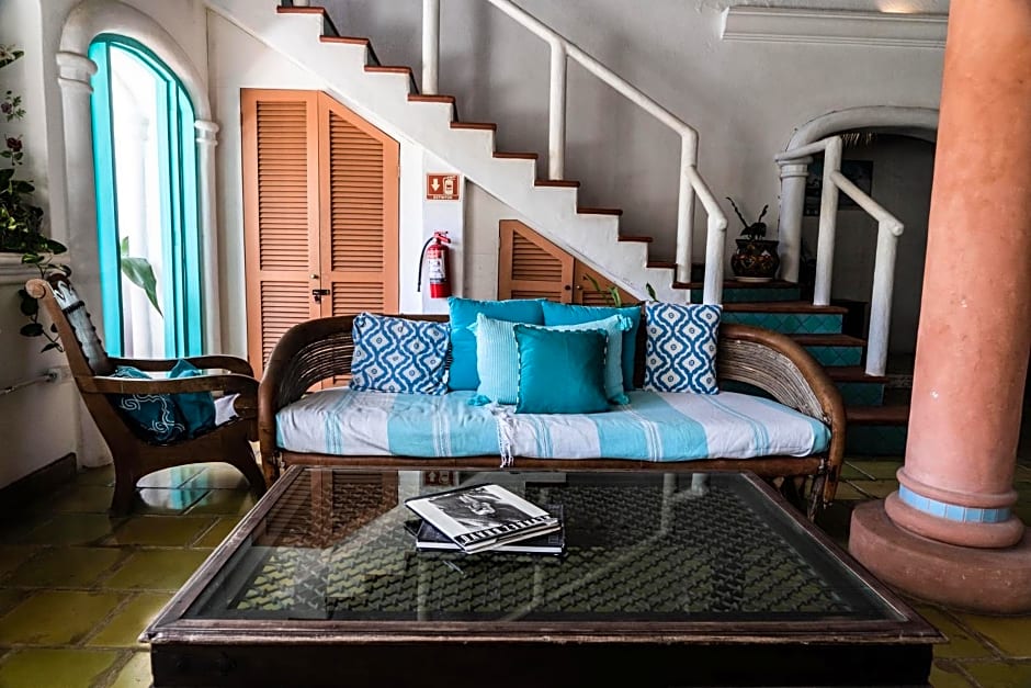 Sayulita Central Hotel