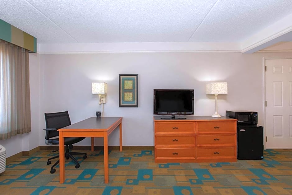 La Quinta Inn & Suites by Wyndham Denver Southwest Lakewood