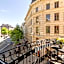 Crystal Plaza Hotel