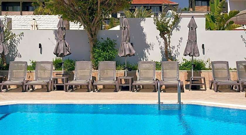 Elysee Beach Hotel
