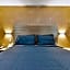Casa Blanca Hotel Brooklyn