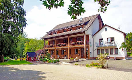 Gasthof Schumacher Hotel garni