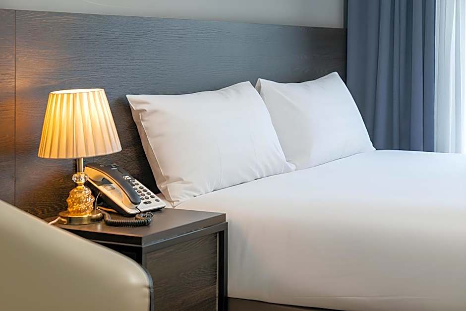 Sokcho Chonpines Beach Hotel