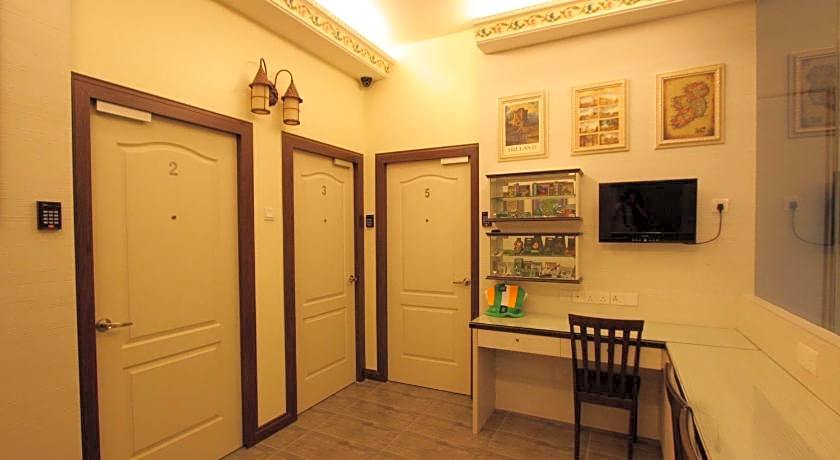 Shamrock Guest House ll