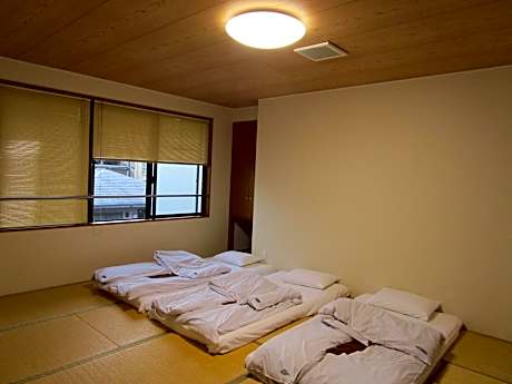 Japanese-Style Deluxe Room with Shared Bathroom