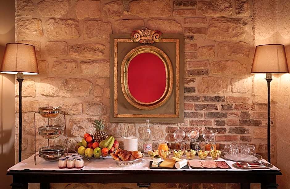 Hôtel Relais Saint Jacques Paris