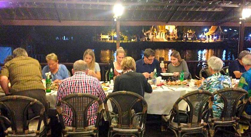 Ban U Thong Accommodations