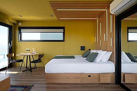 Apartment with Terrace