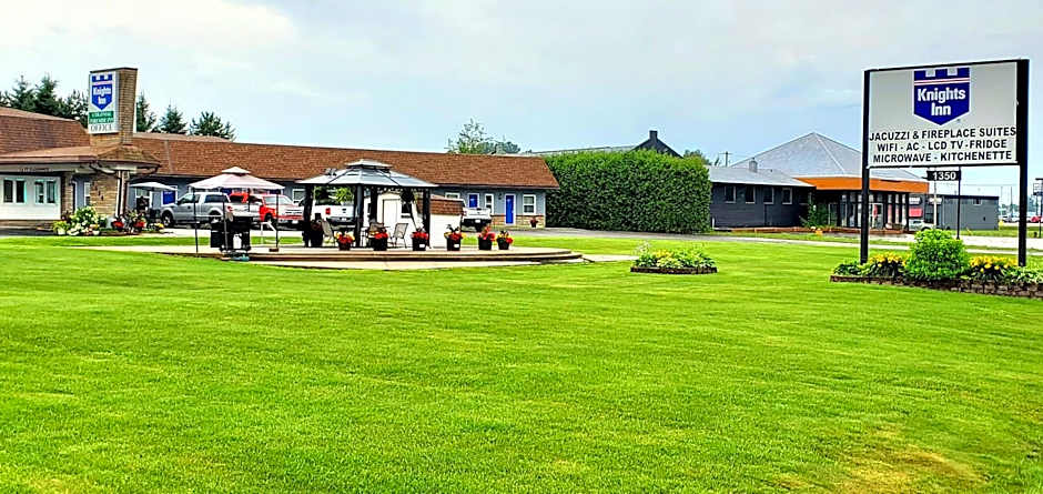 Knights Inn Colonial Fireside Inn