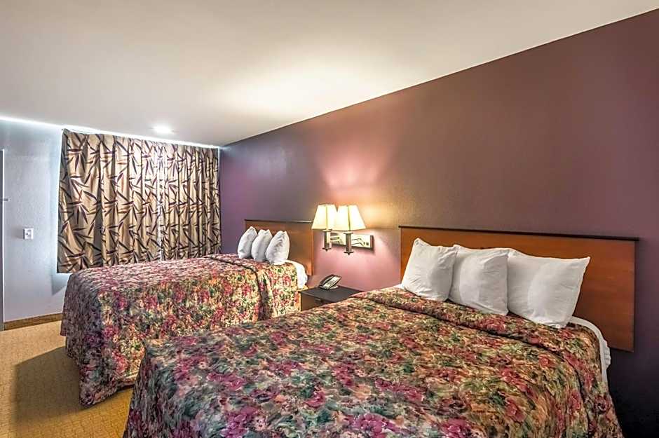 Rodeway Inn Arlington