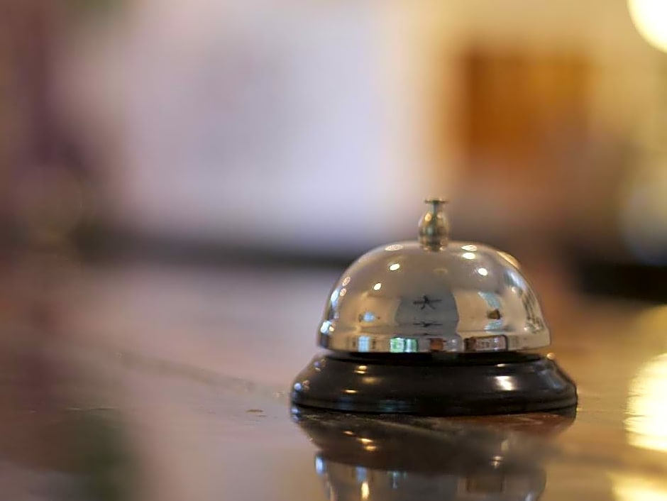 Ala Amid Bed And Breakfast