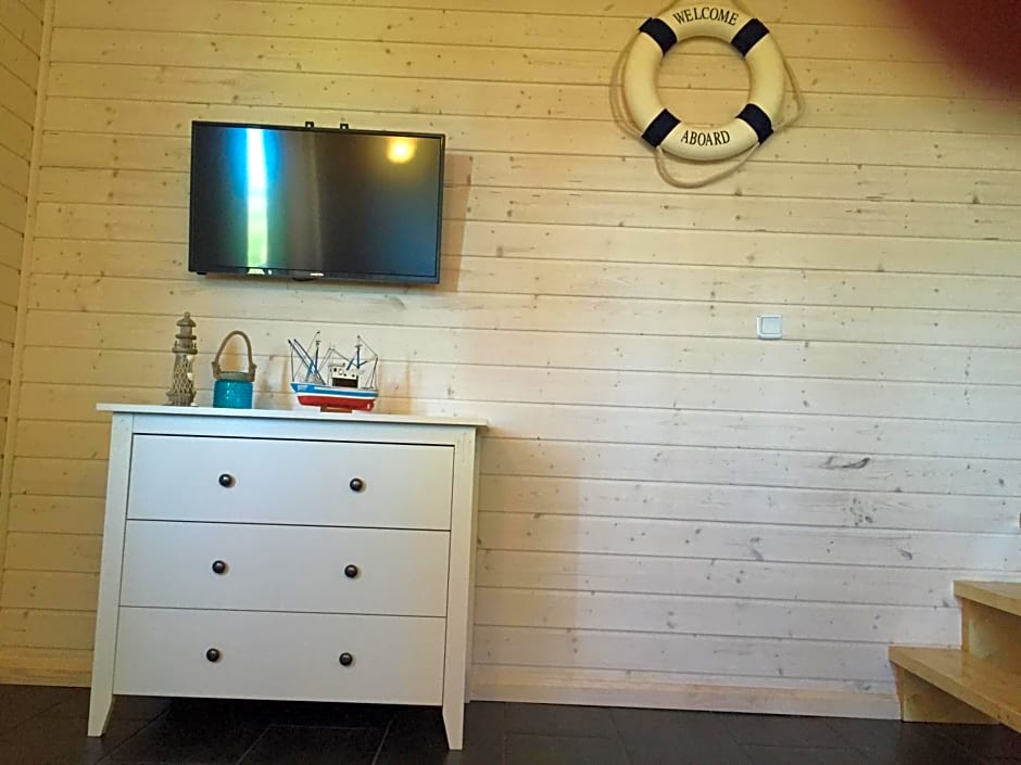 Domki Kapitańskie z prywatnym polem do gry w Mini Golf