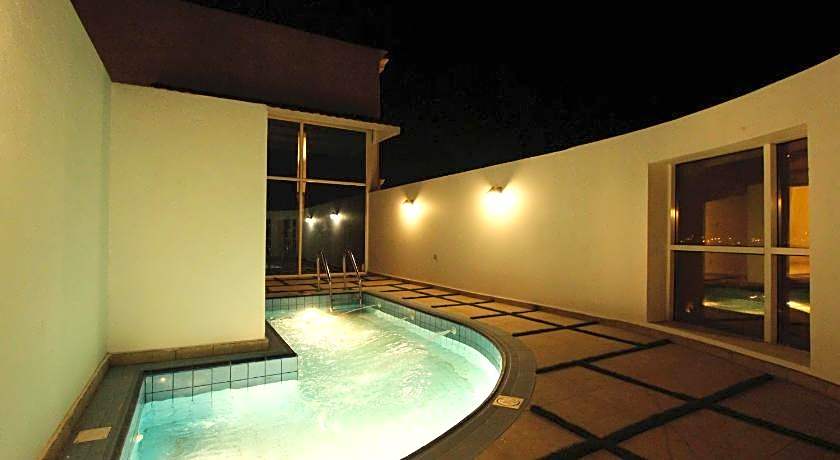 Platinum Alkhamseen Serviced Apartments